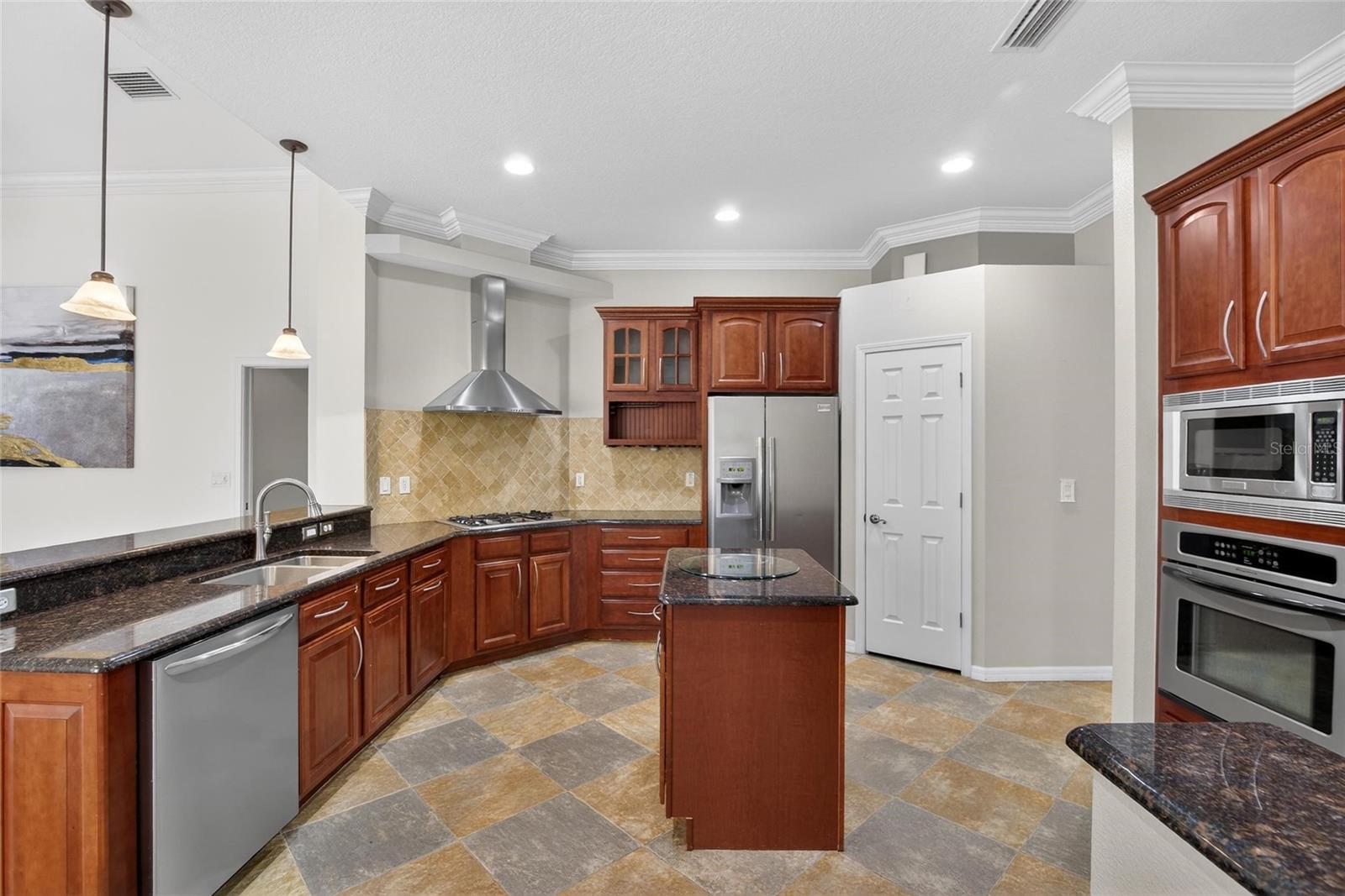 Image 16 of 97 For 9454 Swift Creek Circle