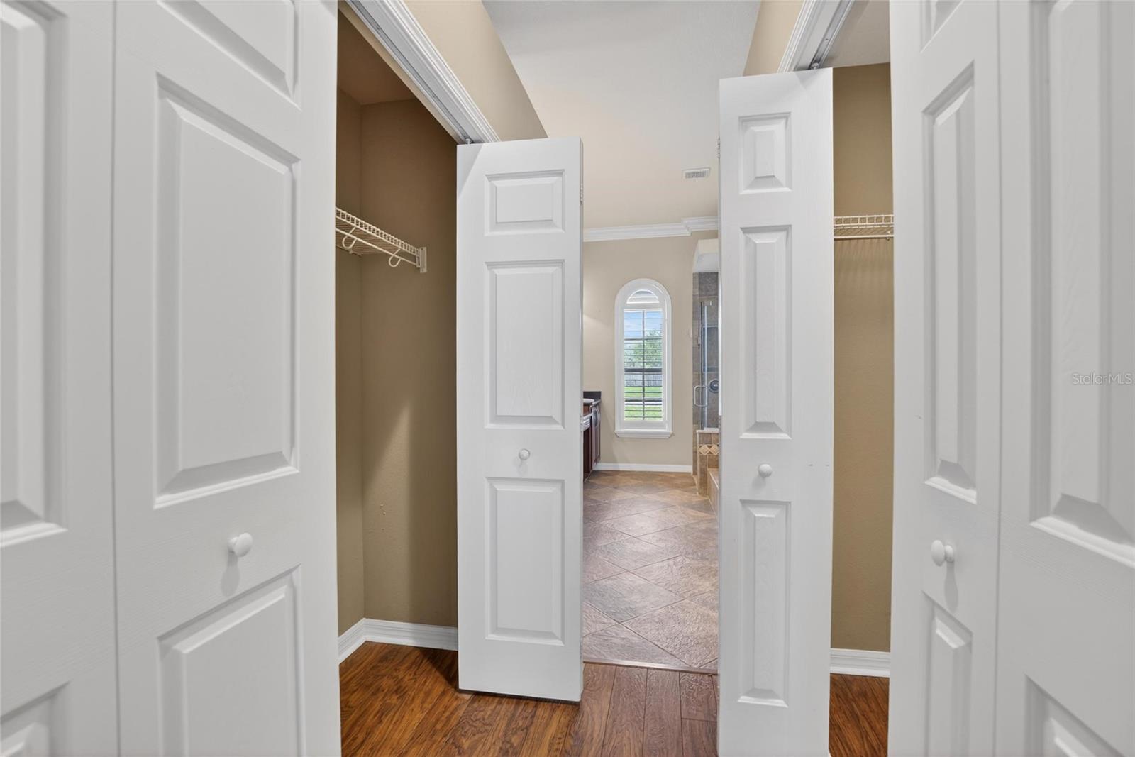 Image 29 of 97 For 9454 Swift Creek Circle