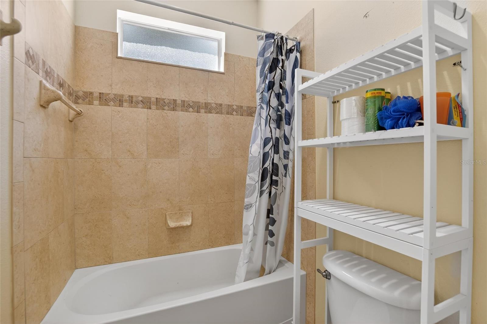 Image 44 of 97 For 9454 Swift Creek Circle