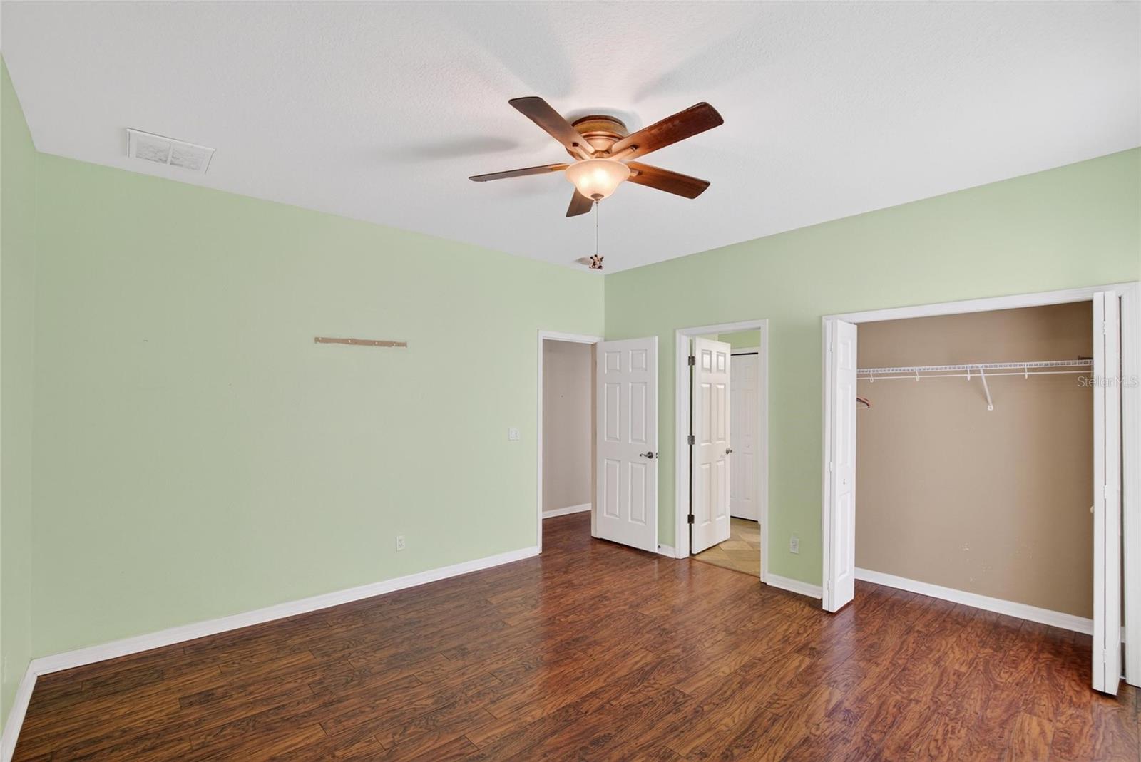 Image 49 of 97 For 9454 Swift Creek Circle