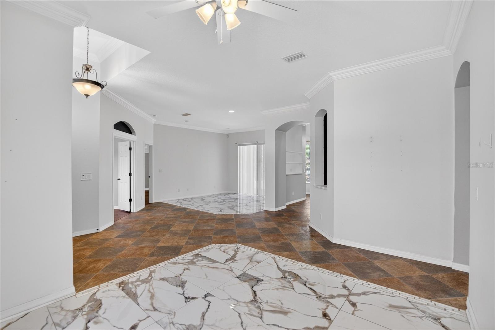 Image 9 of 97 For 9454 Swift Creek Circle