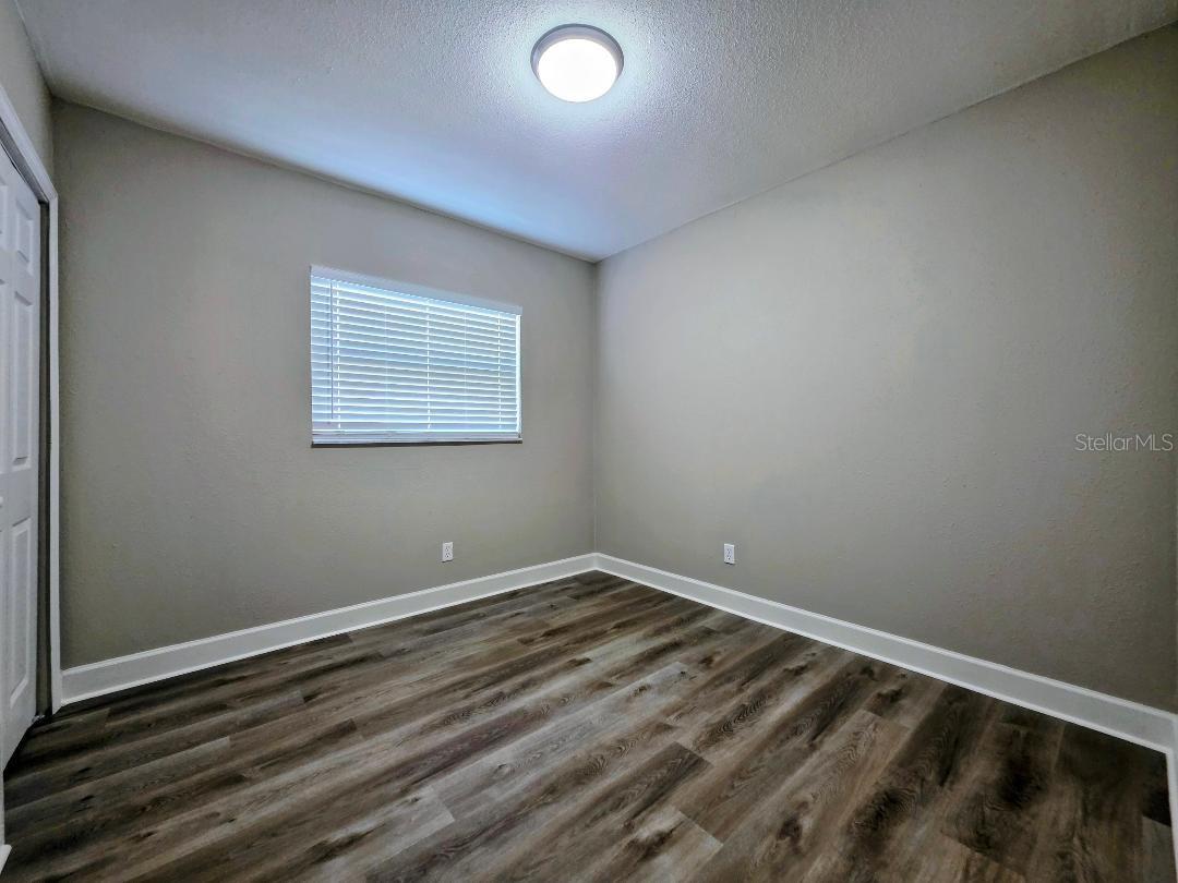 Image 14 of 20 For 12022 Riverhills Drive