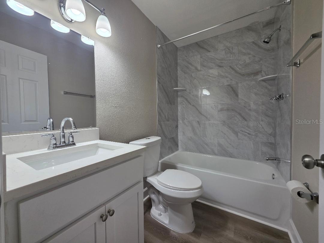 Image 15 of 20 For 12022 Riverhills Drive