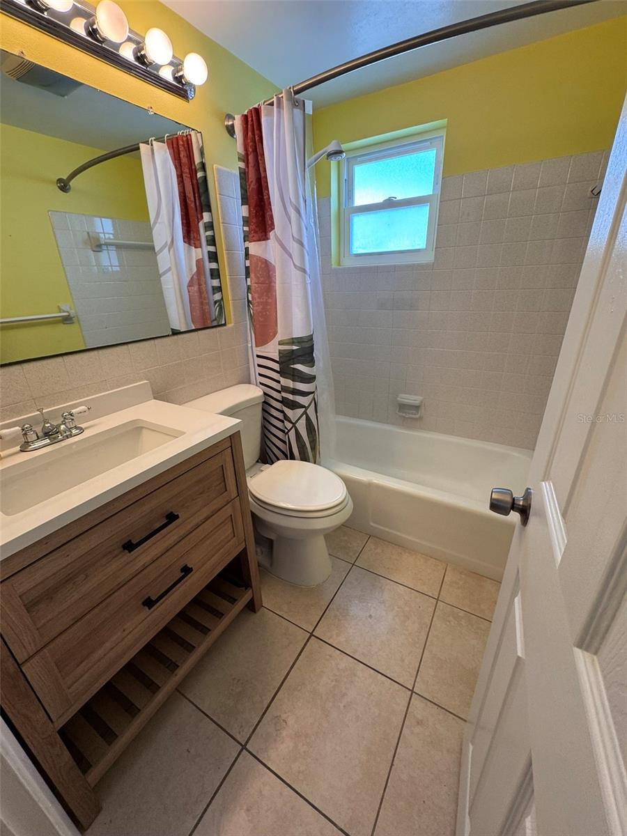 Image 12 of 28 For 5102 Blue Heron Drive