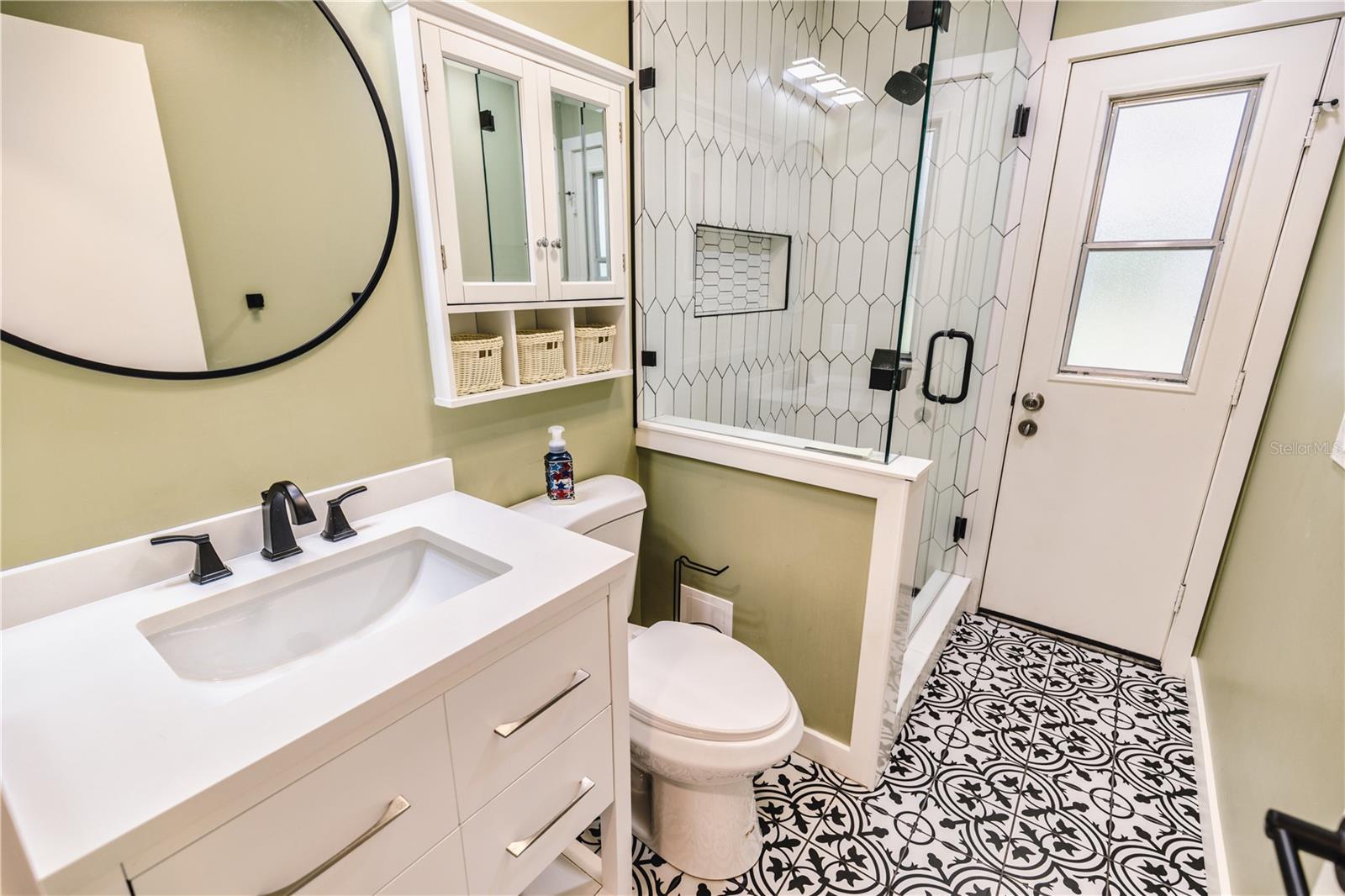 Image 19 of 47 For 2119 Shady Oaks Drive