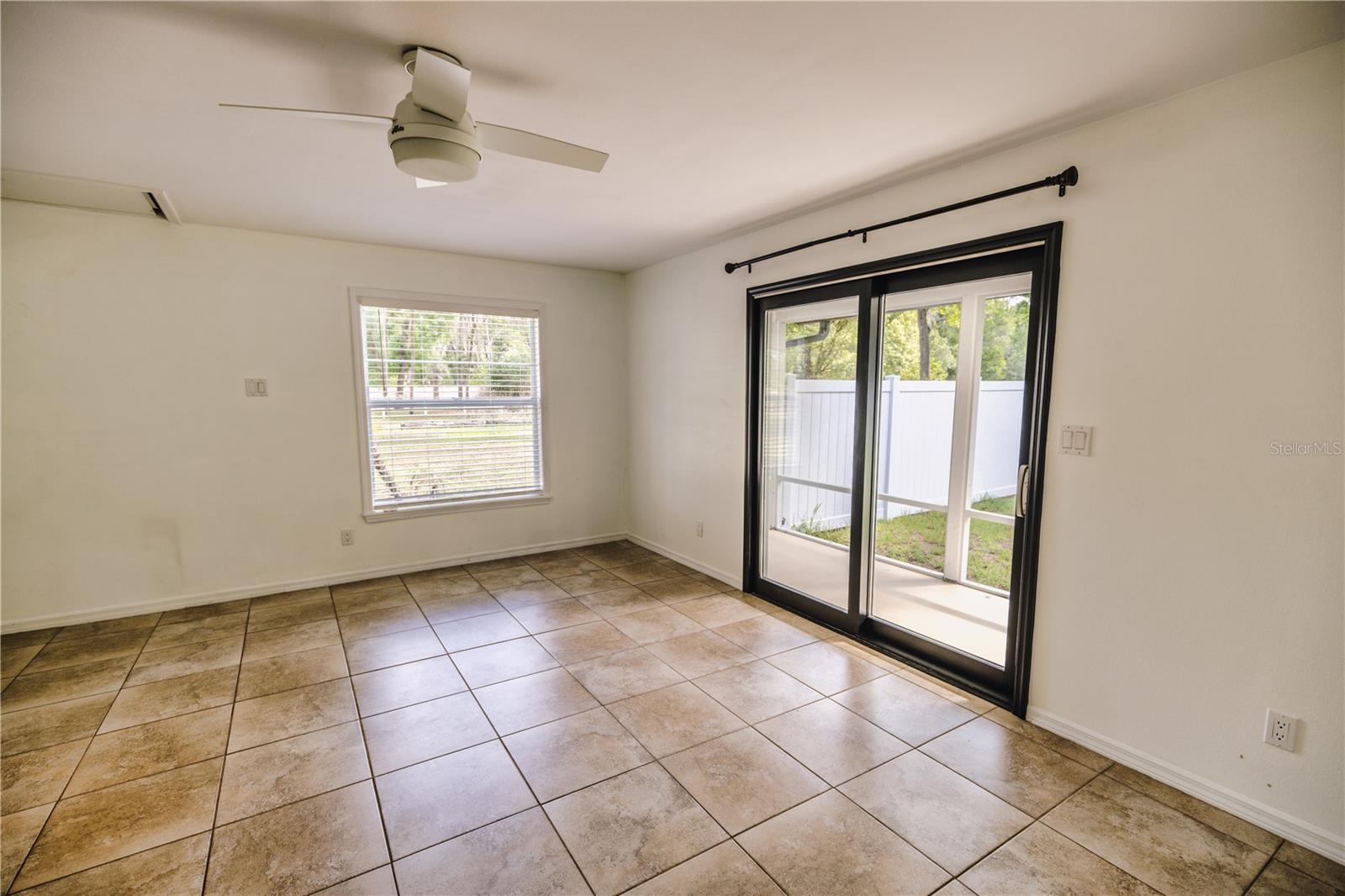 Image 31 of 47 For 2119 Shady Oaks Drive