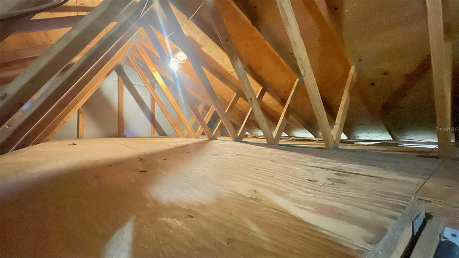 Image 37 of 47 For 2119 Shady Oaks Drive