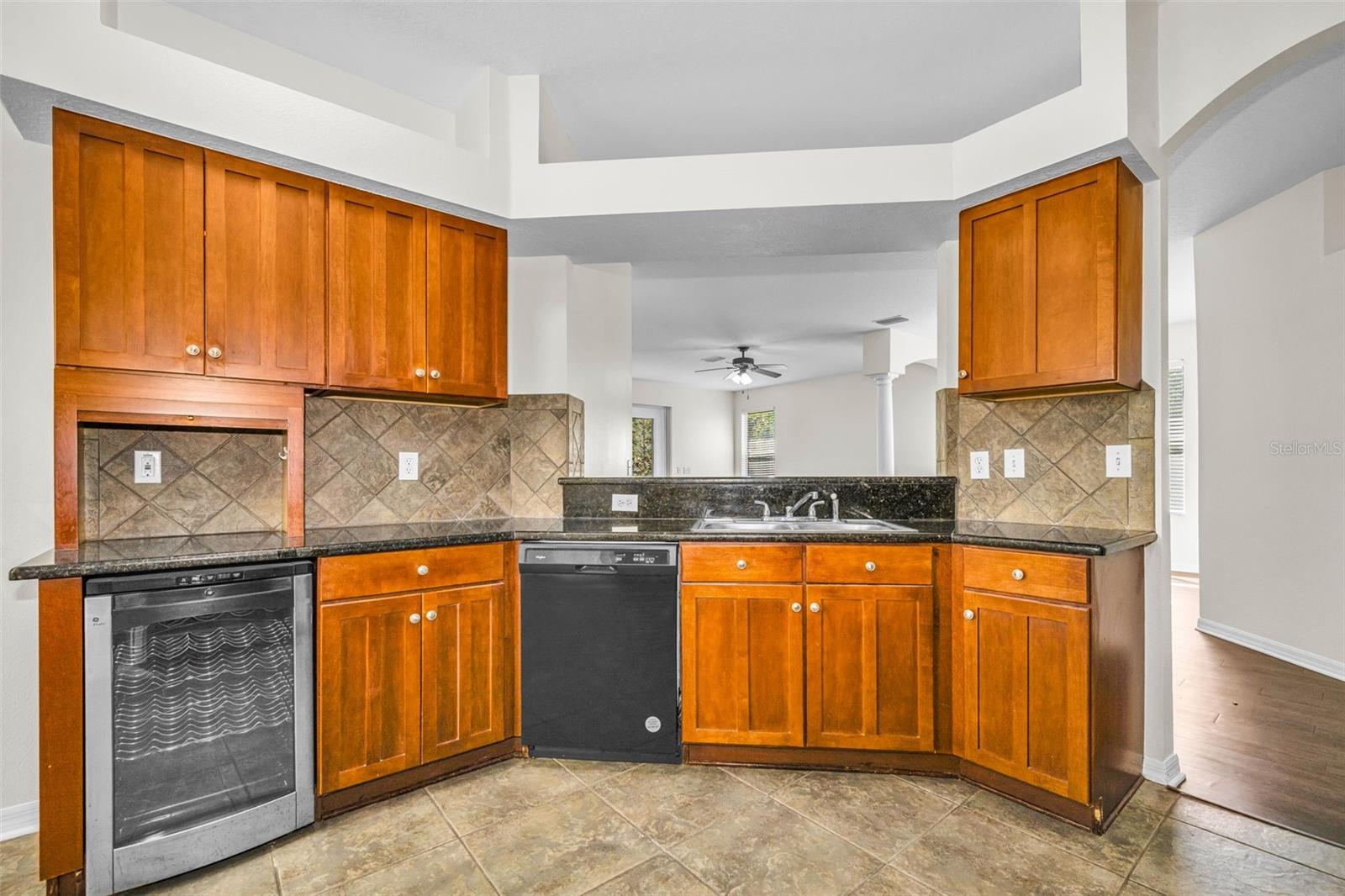 Image 16 of 51 For 15727 Cedar Elm Terrace