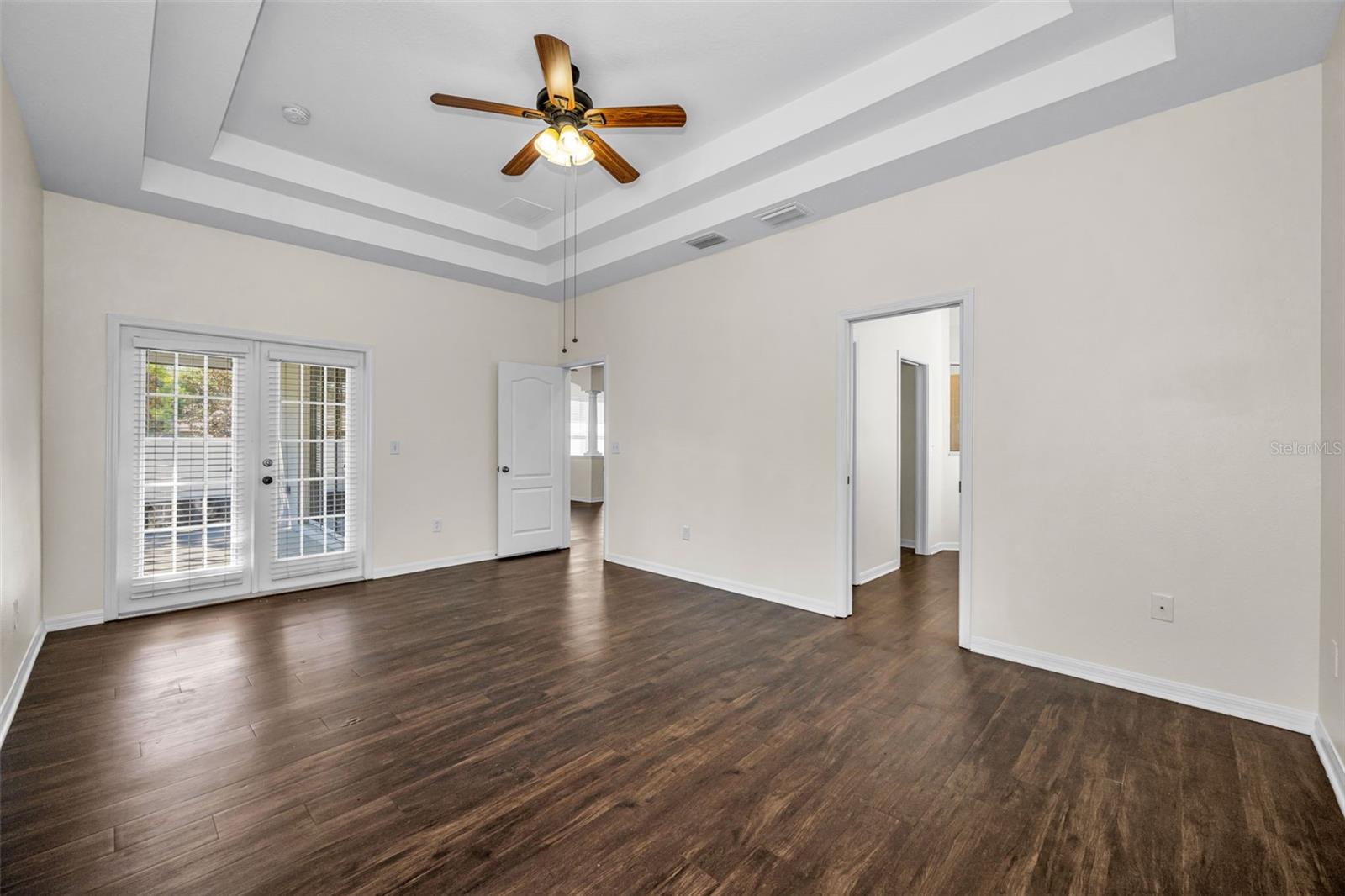 Image 19 of 51 For 15727 Cedar Elm Terrace