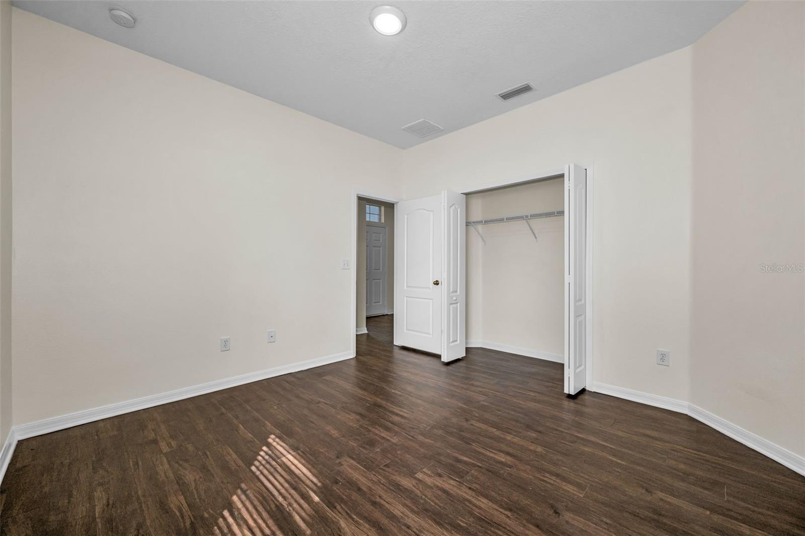 Image 26 of 51 For 15727 Cedar Elm Terrace