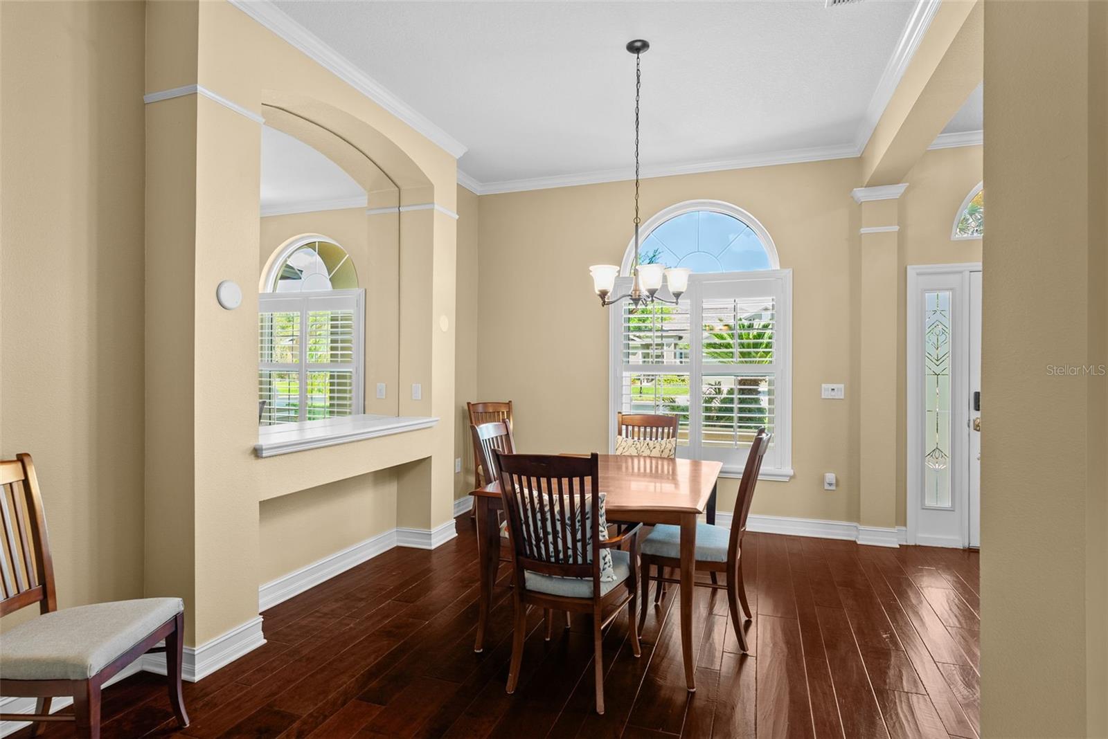 Listing photo id 8 for 22810 Collridge Drive