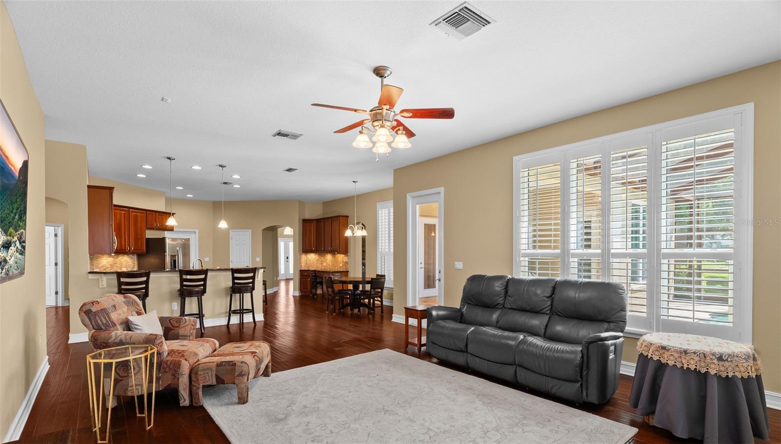 Listing photo id 23 for 22810 Collridge Drive