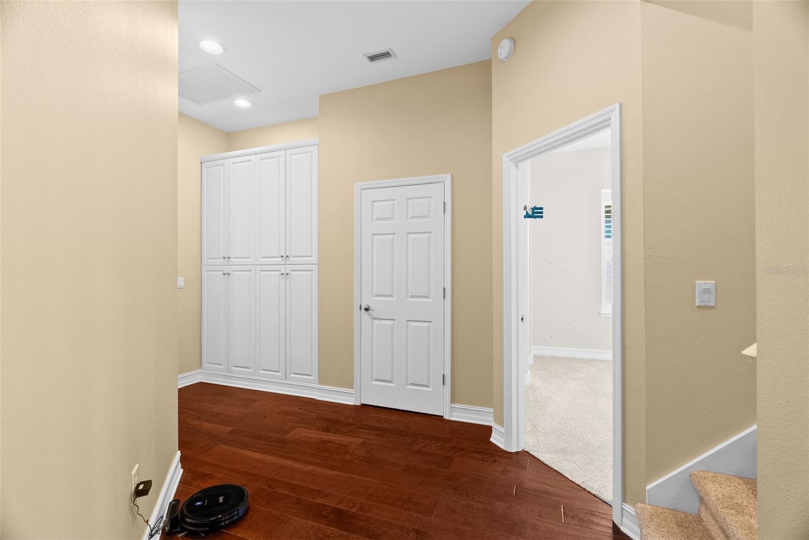 Listing photo id 43 for 22810 Collridge Drive