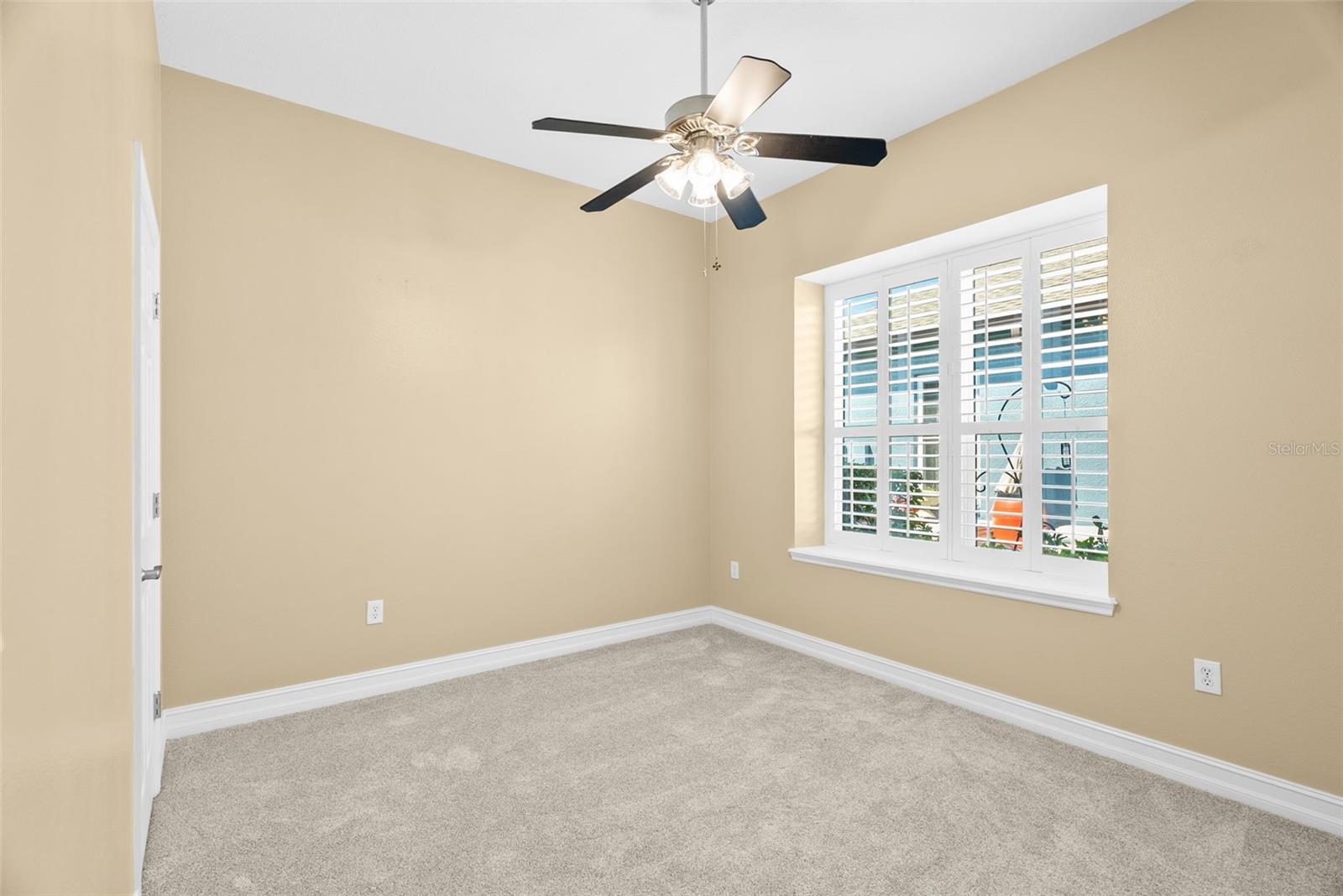 Listing photo id 46 for 22810 Collridge Drive