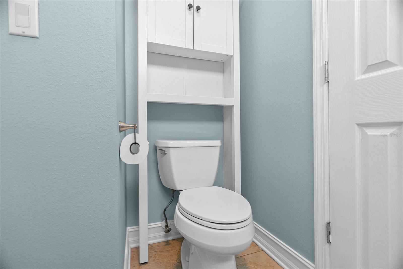 Listing photo id 52 for 22810 Collridge Drive