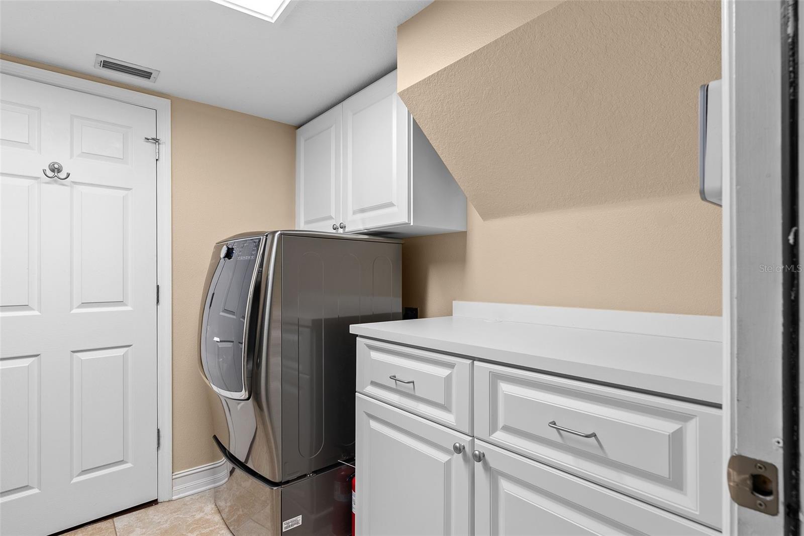 Listing photo id 54 for 22810 Collridge Drive