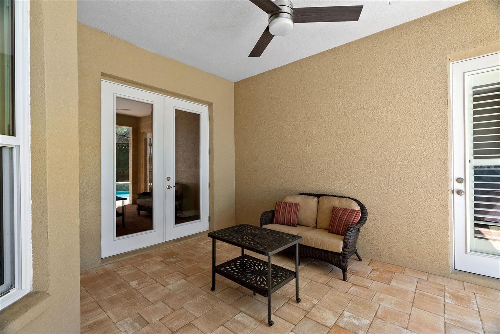 Listing photo id 59 for 22810 Collridge Drive