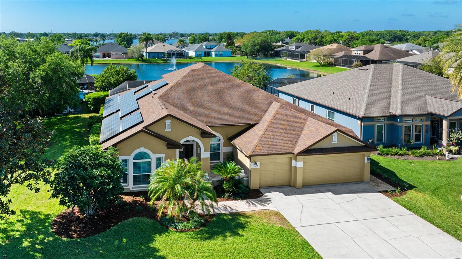 Listing photo id 71 for 22810 Collridge Drive