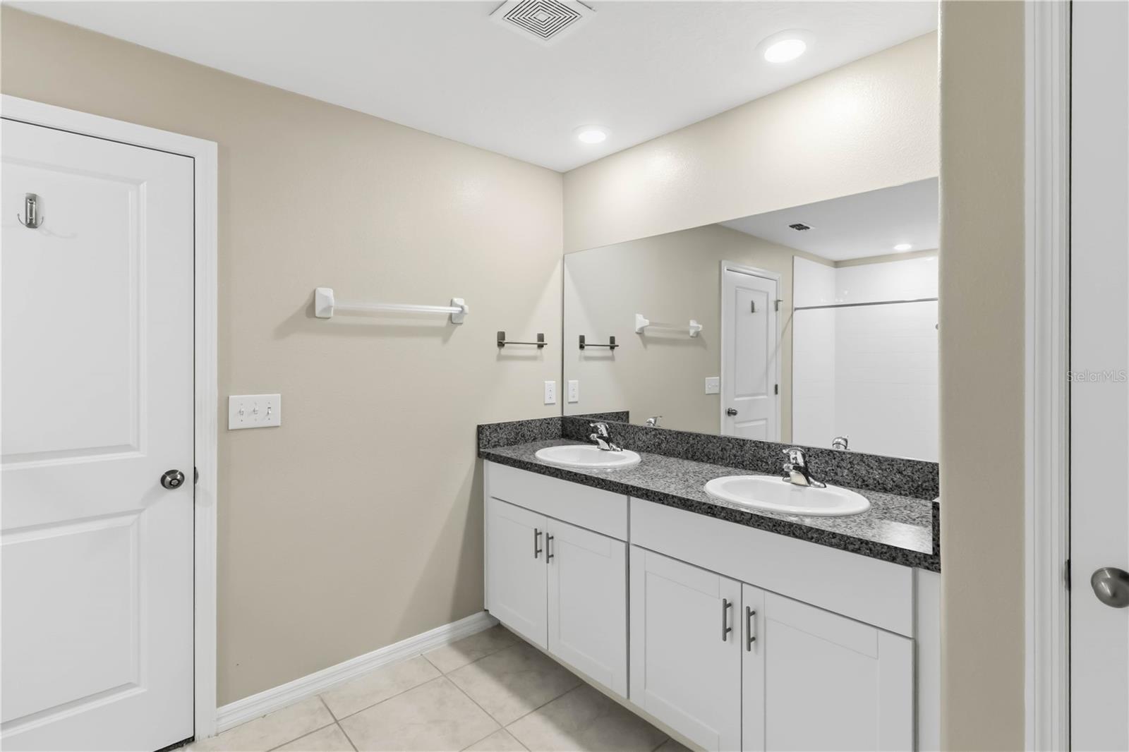 Image 12 of 27 For 7152 Samuel Ivy Drive