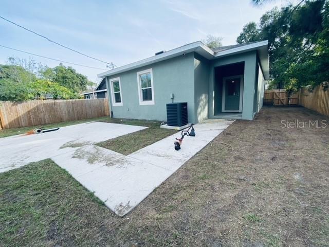 Image 21 of 24 For 1325 James Avenue S