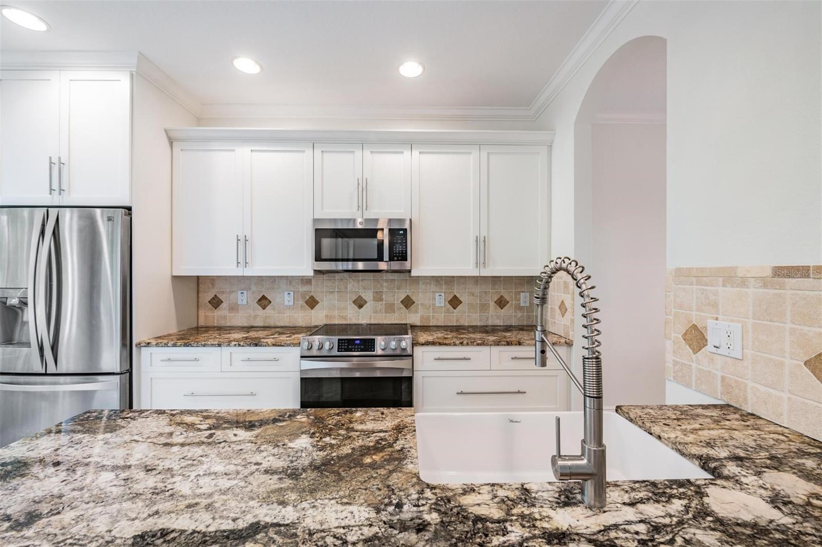 Image 21 of 52 For 14553 Mirabelle Vista Circle