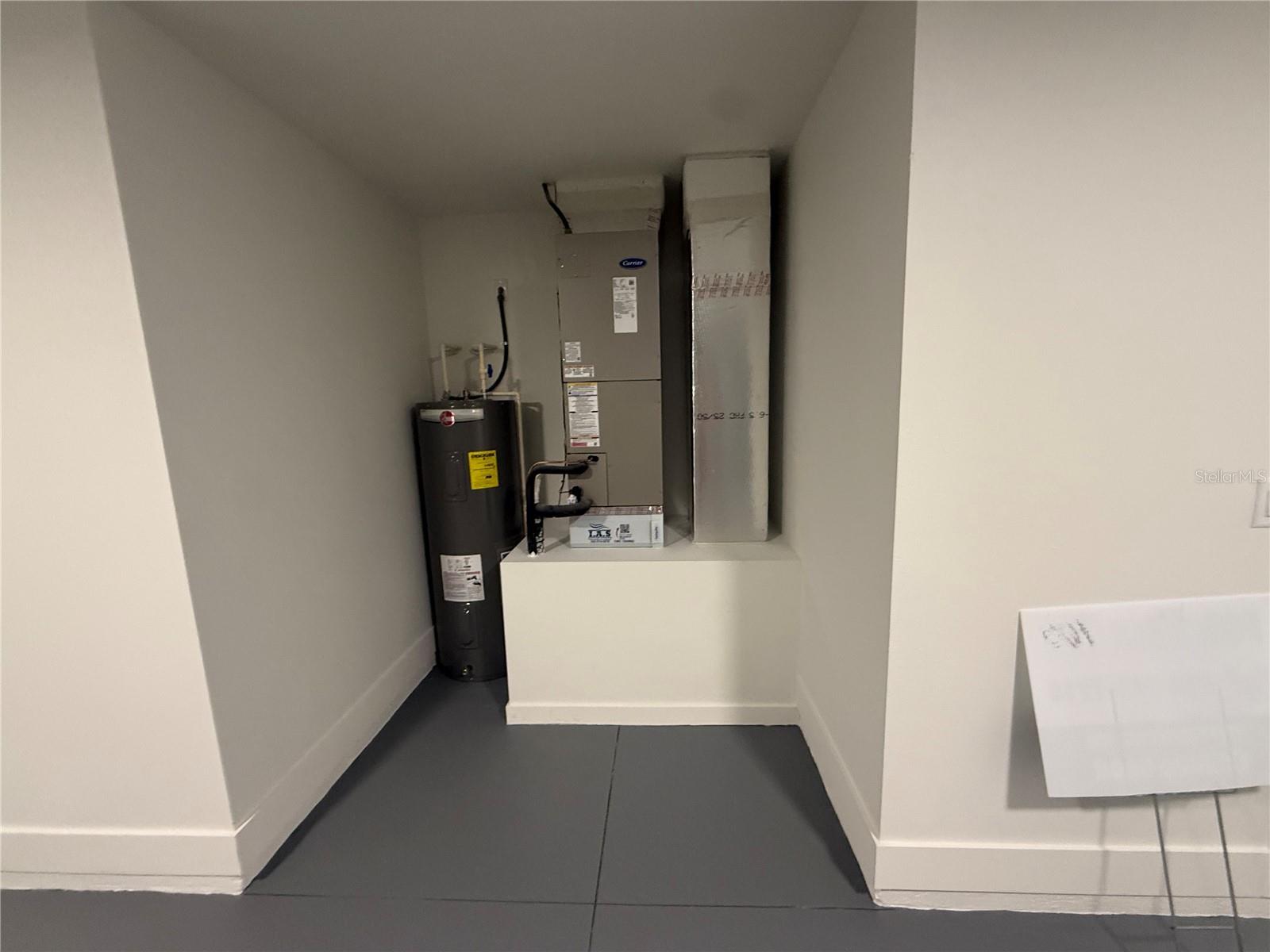 Image 17 of 69 For 13670 113 Place