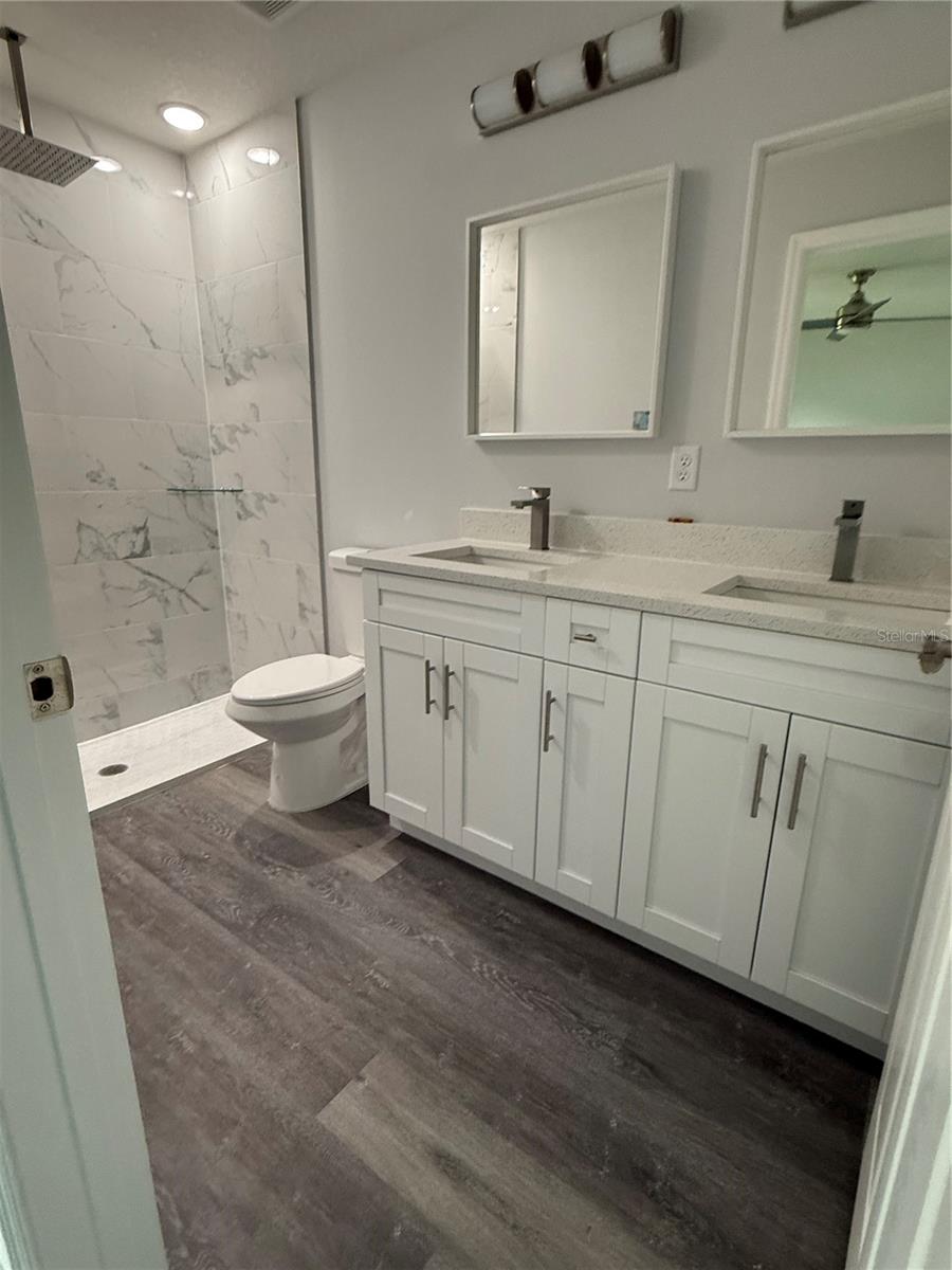 Image 55 of 69 For 13670 113 Place