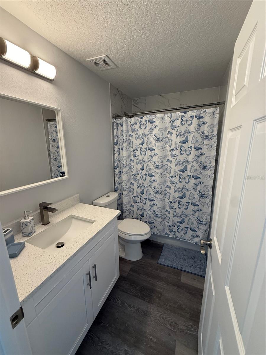 Image 61 of 69 For 13670 113 Place