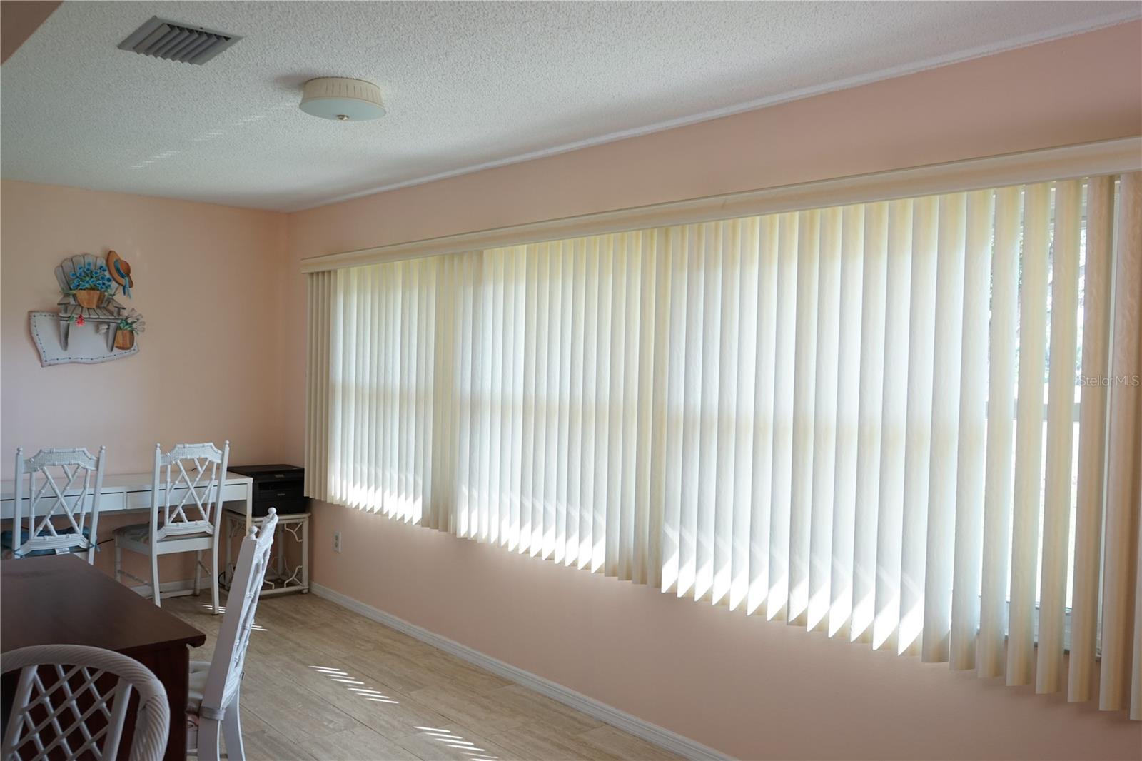 Image 14 of 53 For 1901 Canterbury Lane 4