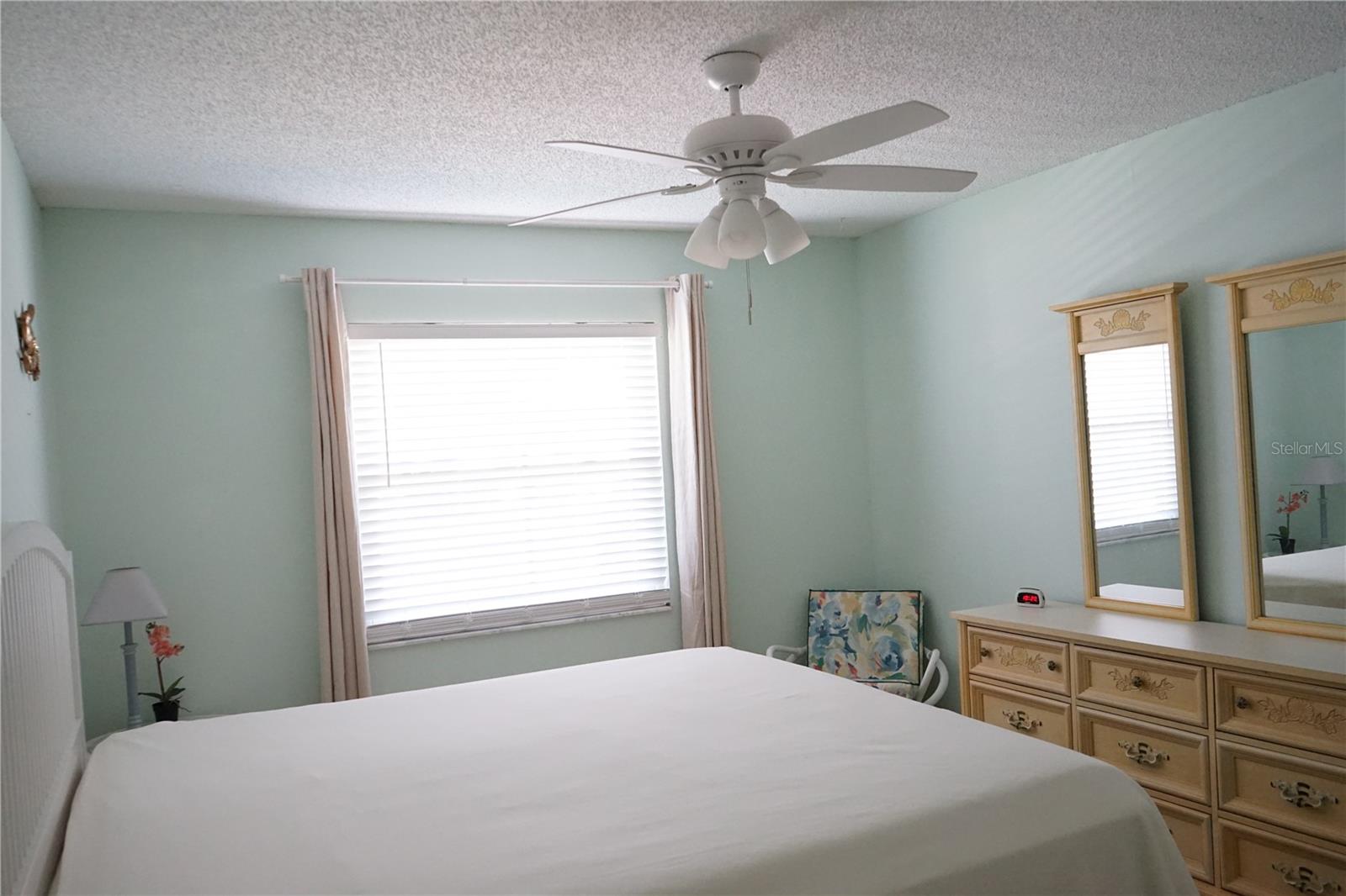 Image 19 of 53 For 1901 Canterbury Lane 4