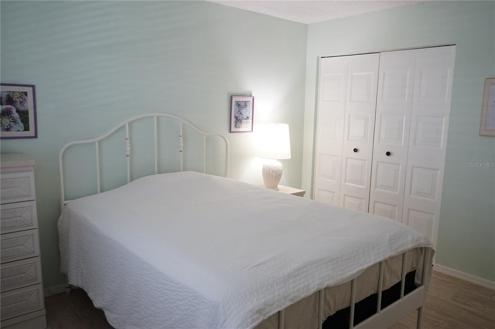 Image 25 of 53 For 1901 Canterbury Lane 4