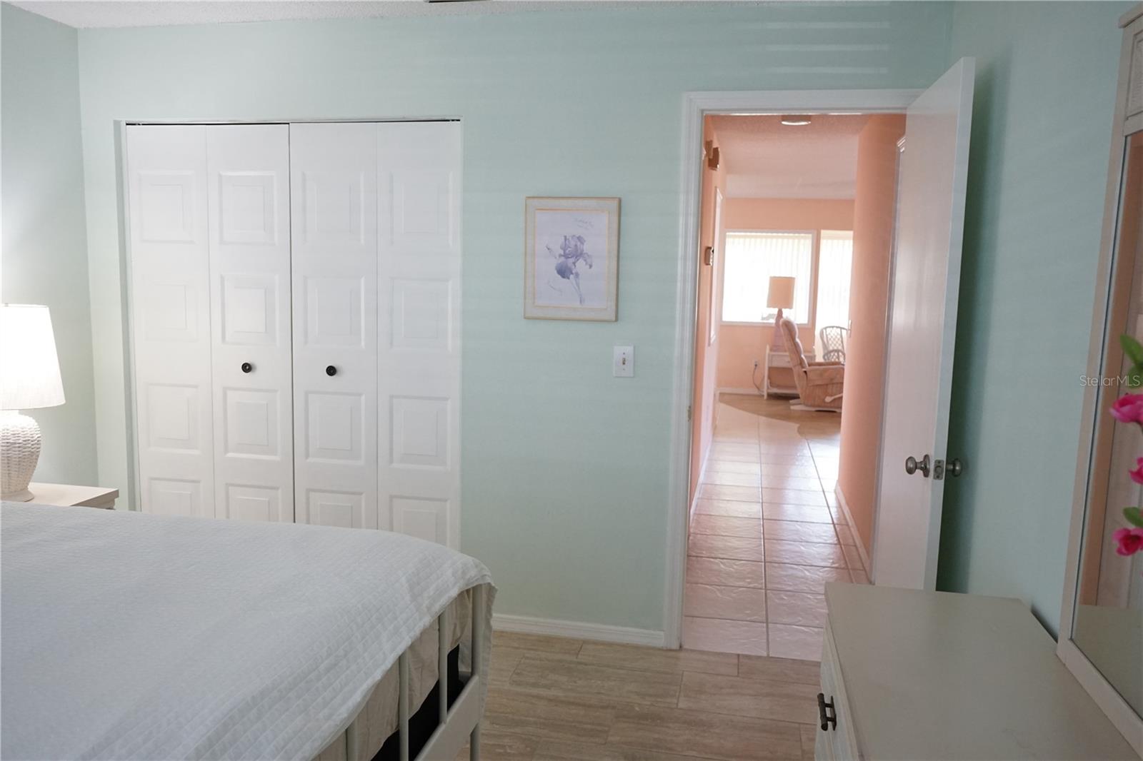 Image 26 of 53 For 1901 Canterbury Lane 4