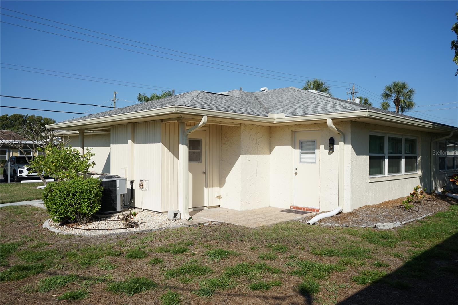 Image 29 of 53 For 1901 Canterbury Lane 4