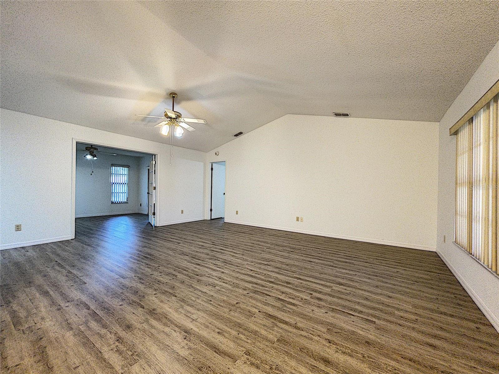 Image 14 of 49 For 4181 Glade Road