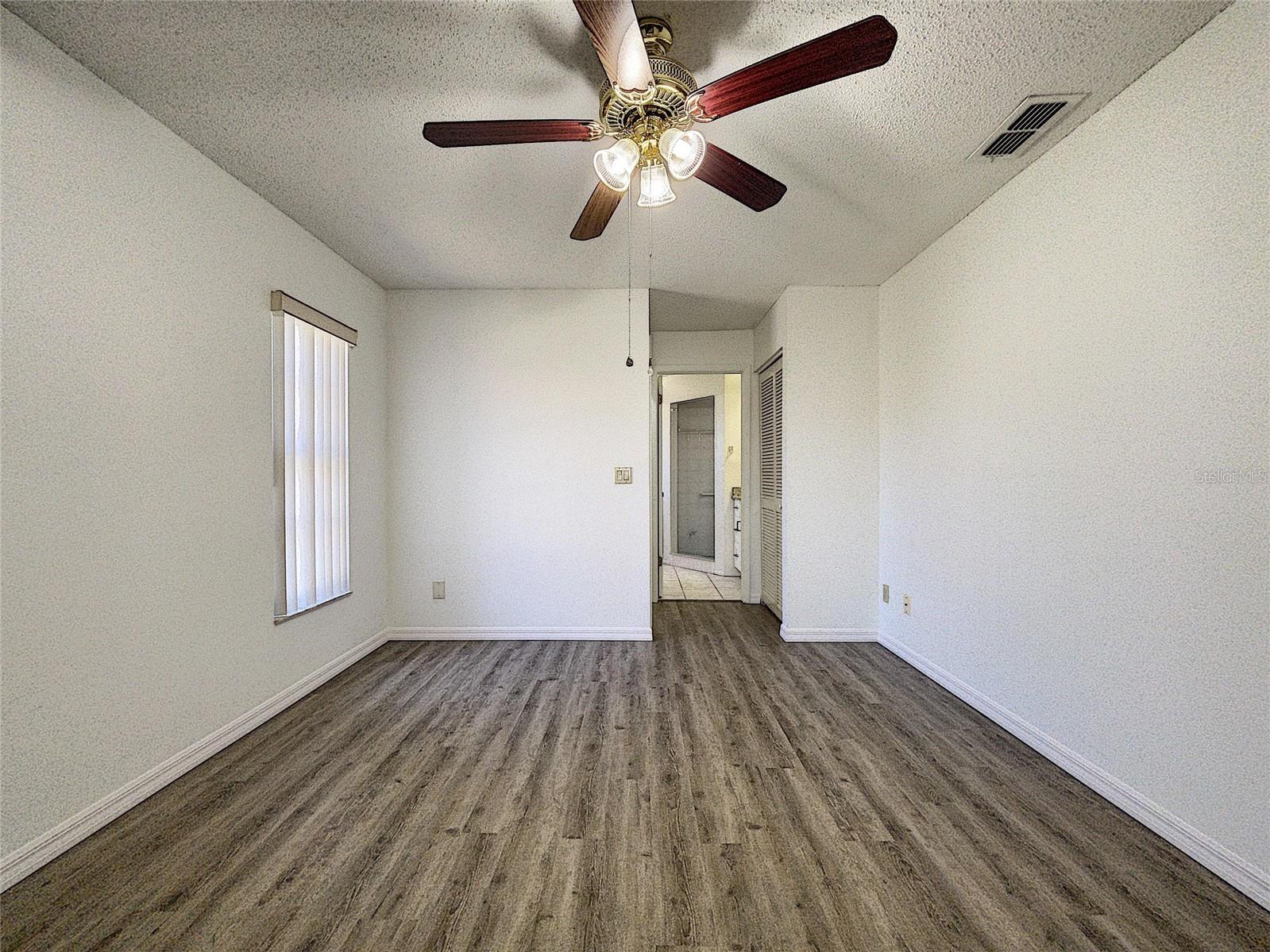 Image 22 of 49 For 4181 Glade Road