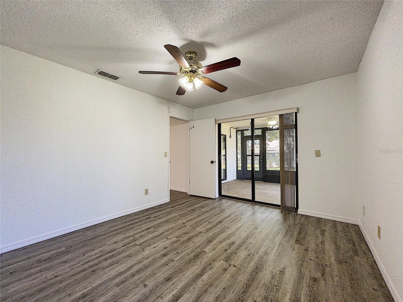 Image 24 of 49 For 4181 Glade Road