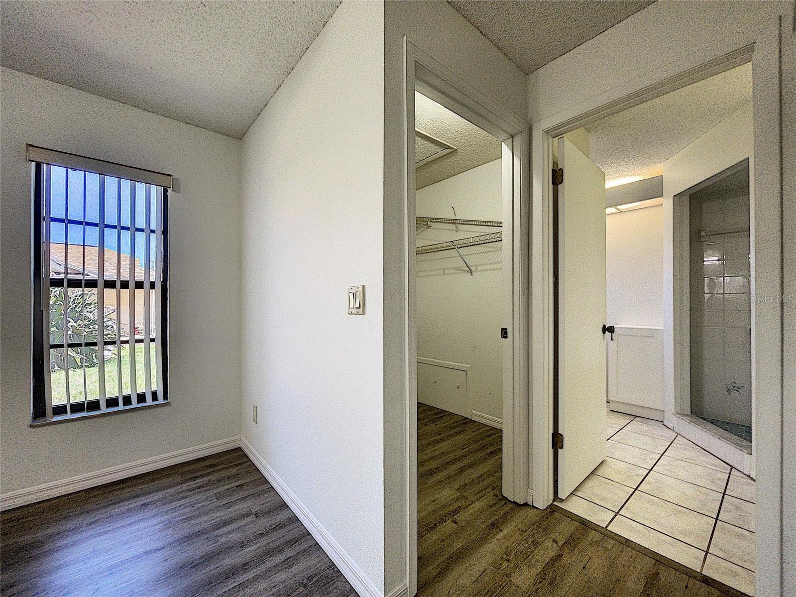 Image 26 of 49 For 4181 Glade Road