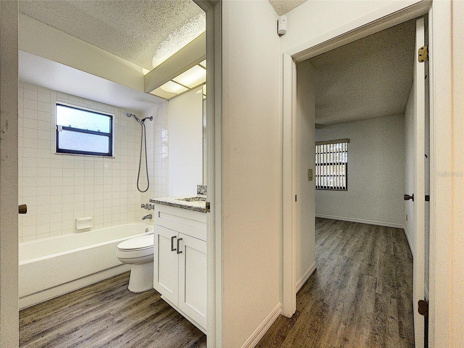 Image 37 of 49 For 4181 Glade Road