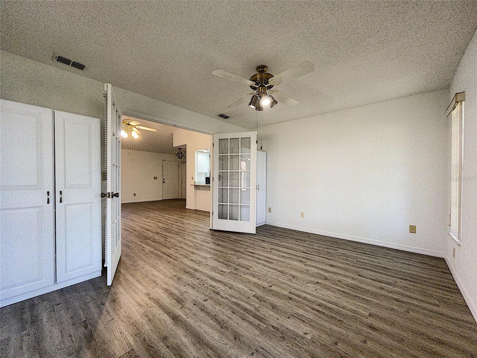 Image 40 of 49 For 4181 Glade Road