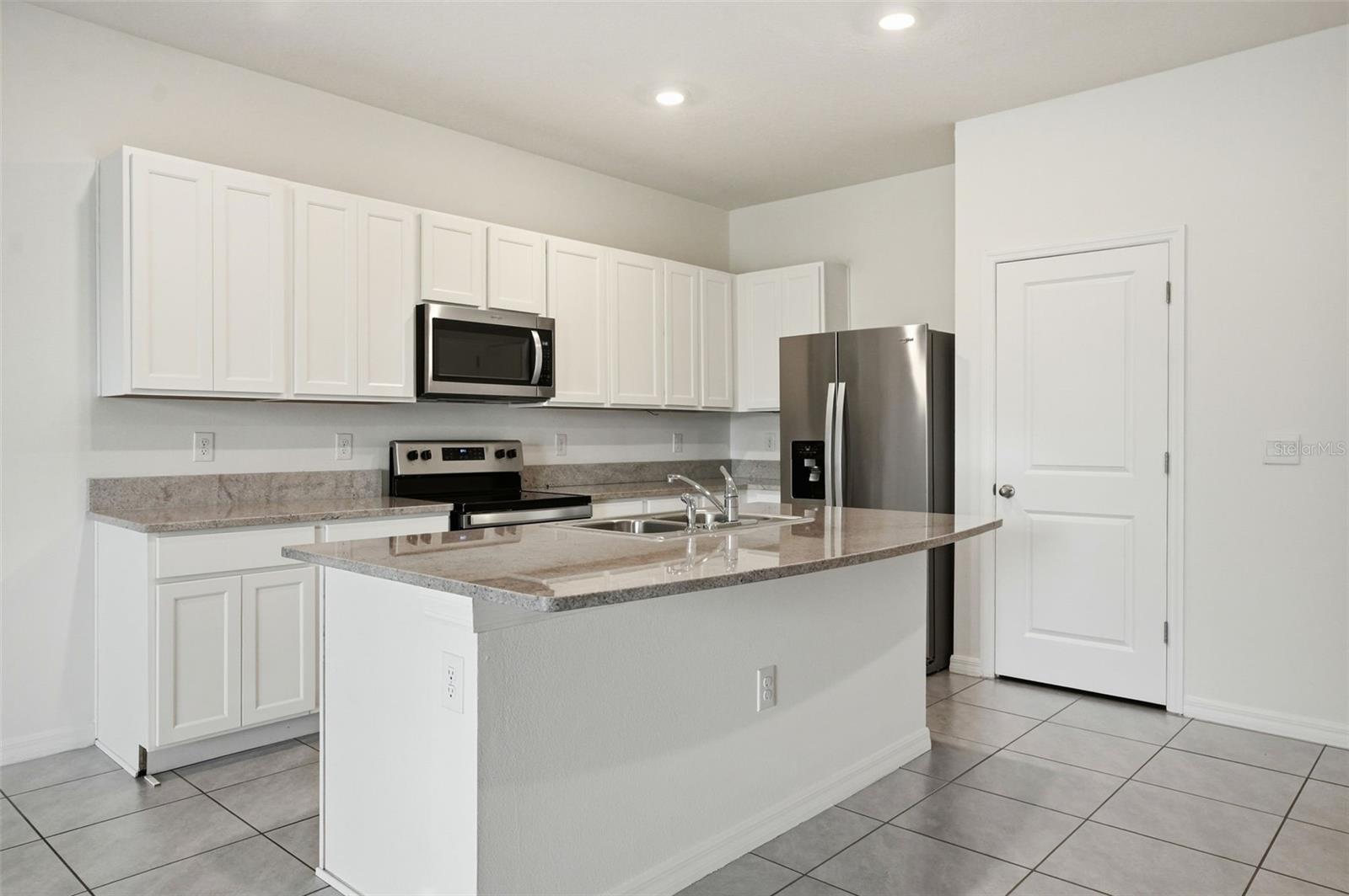 Image 12 of 44 For 5323 Dragonfly Drive