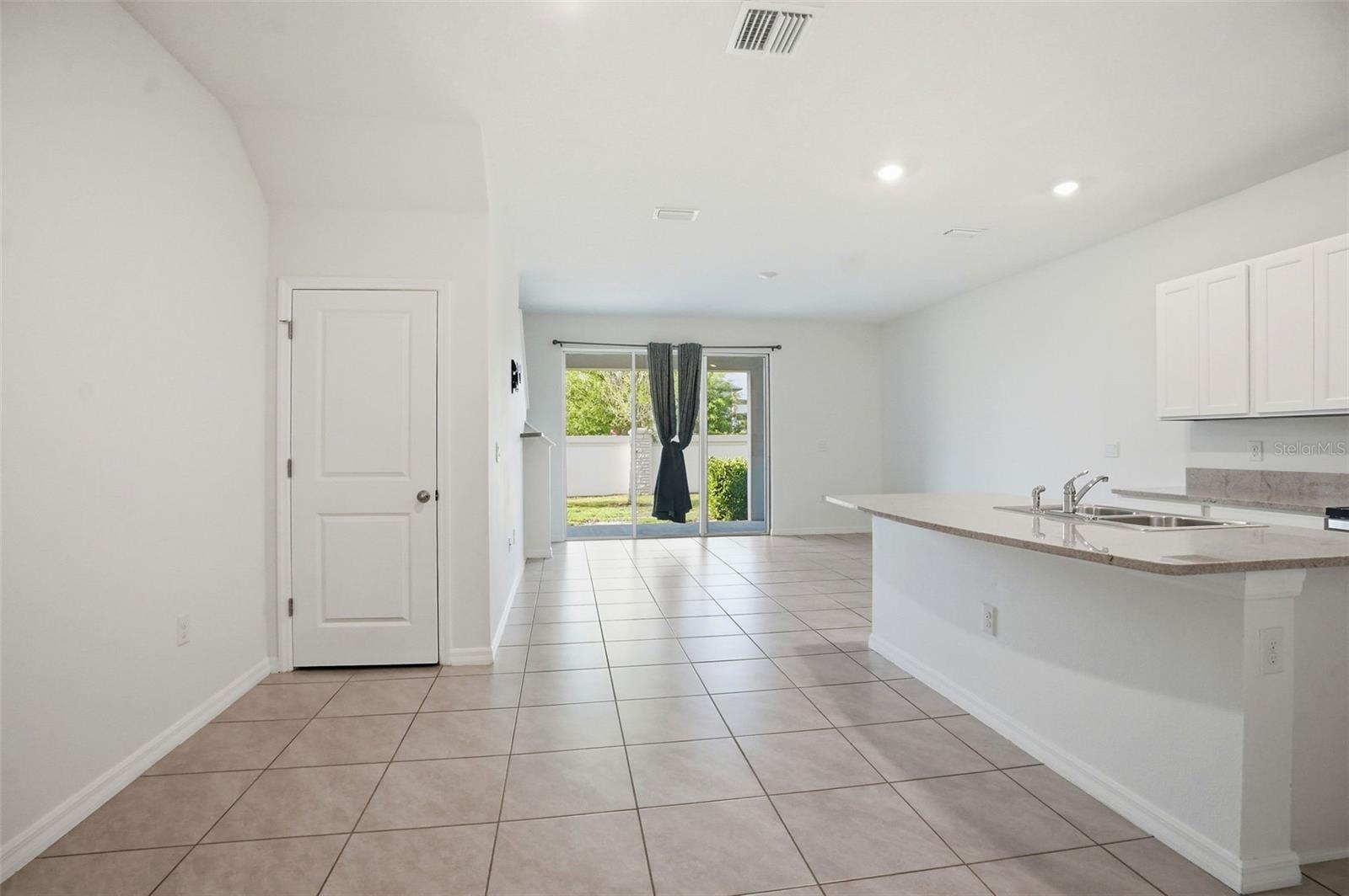 Image 20 of 44 For 5323 Dragonfly Drive