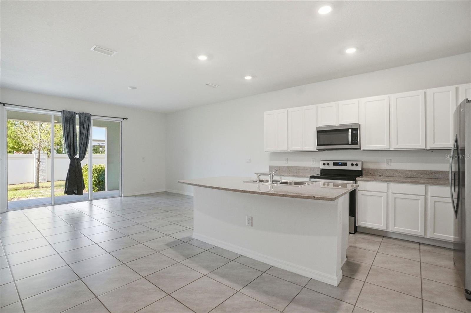 Image 21 of 44 For 5323 Dragonfly Drive