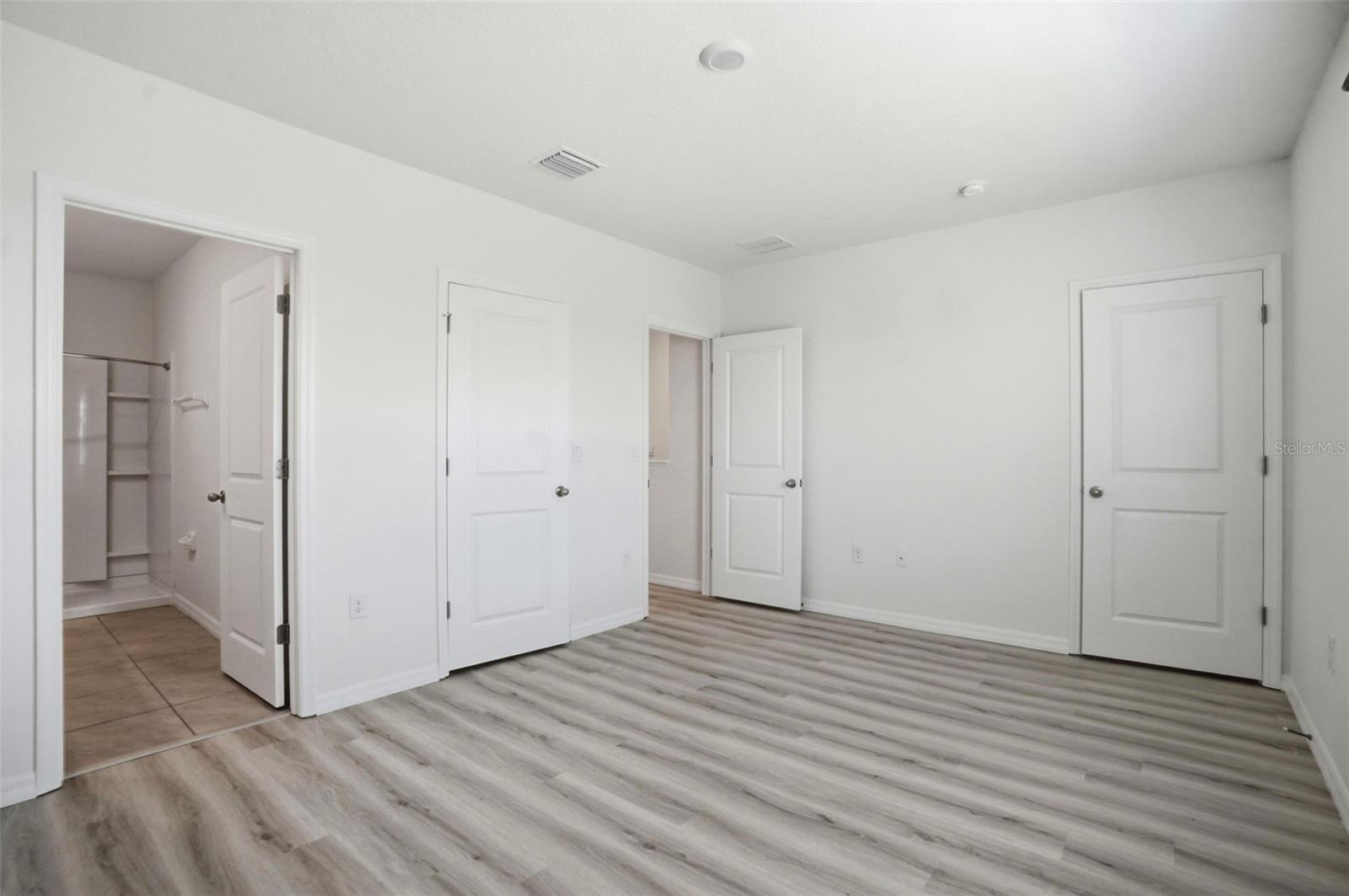 Image 25 of 44 For 5323 Dragonfly Drive