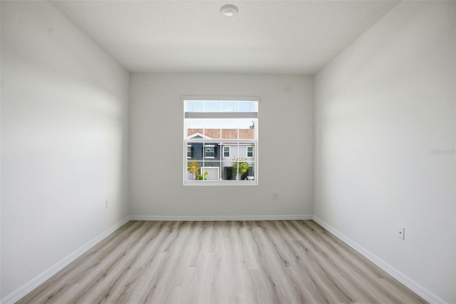 Image 35 of 44 For 5323 Dragonfly Drive