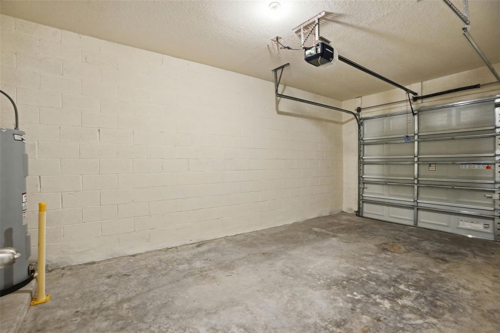 Image 40 of 44 For 5323 Dragonfly Drive