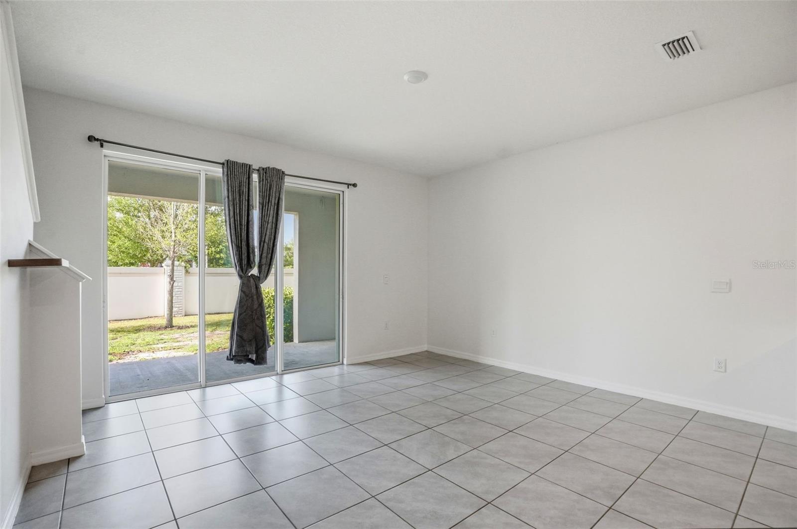 Image 9 of 44 For 5323 Dragonfly Drive