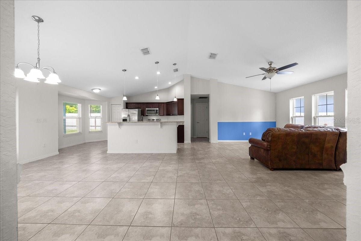 Image 16 of 41 For 5488 61st Avenue