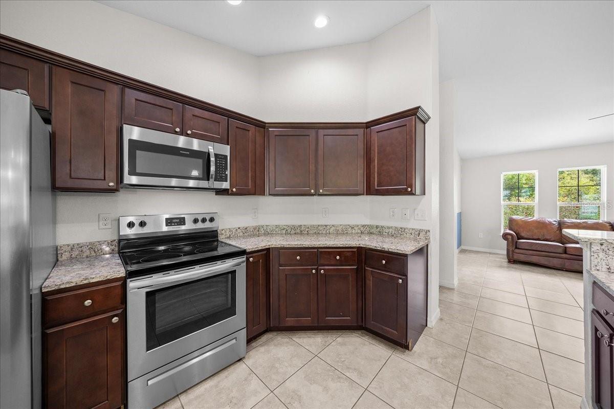 Image 8 of 41 For 5488 61st Avenue