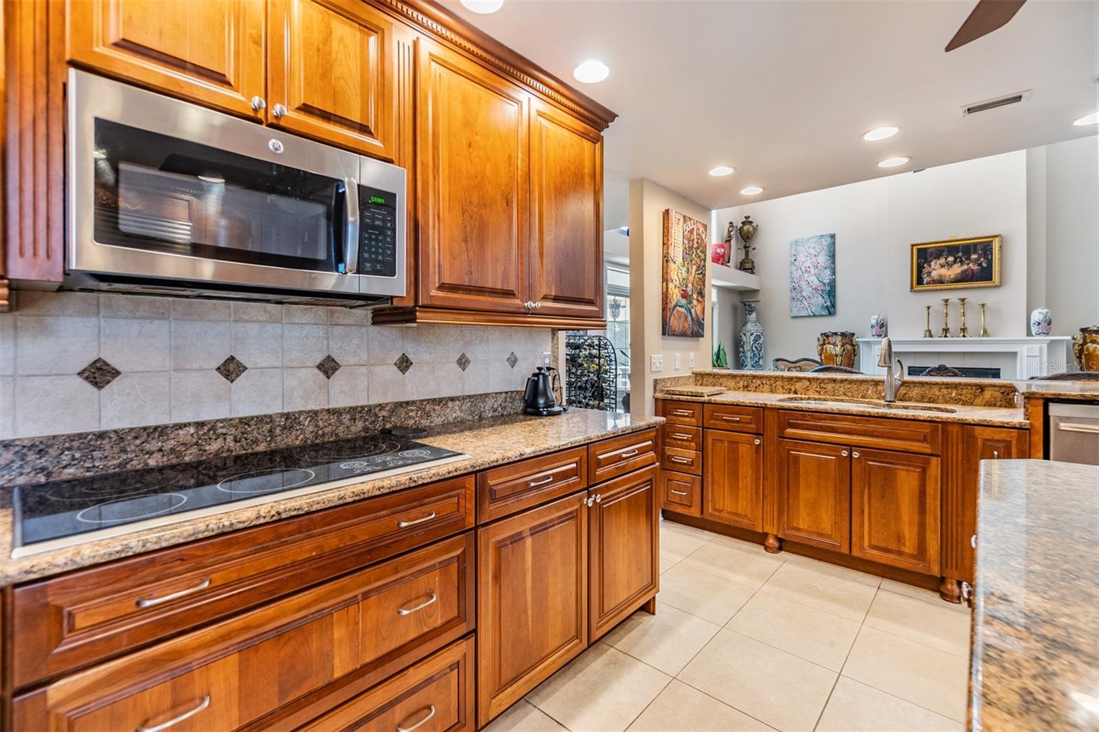 Image 15 of 73 For 1422 Jumana Loop