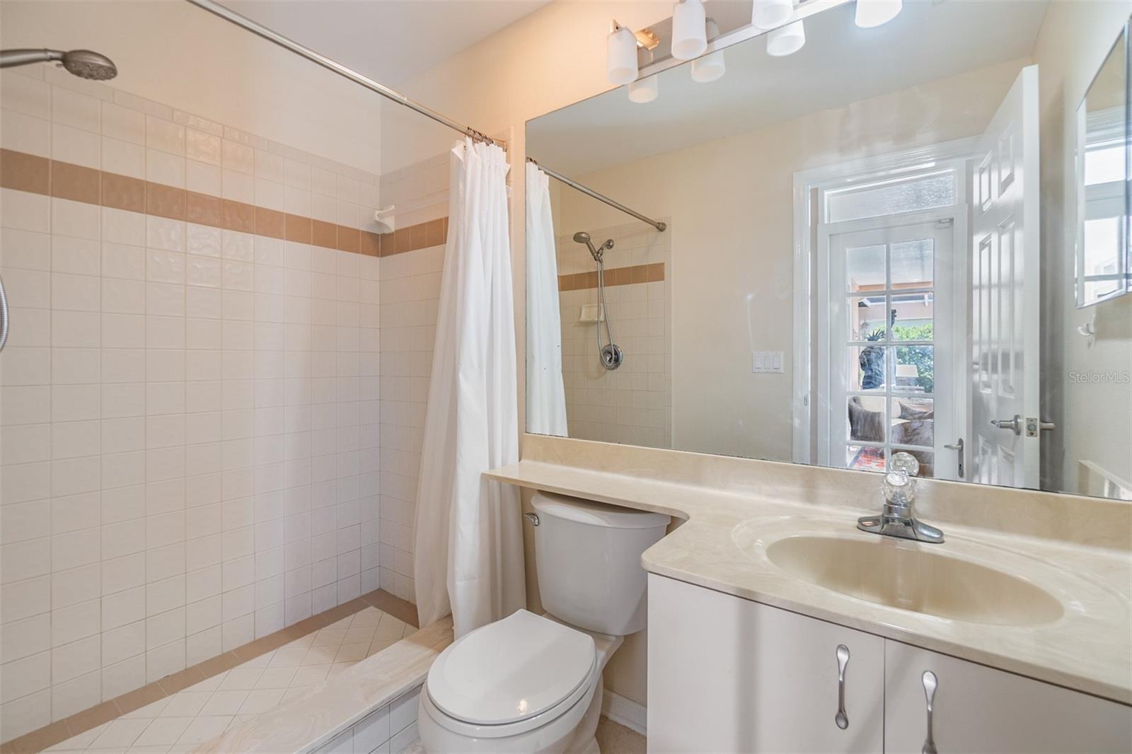 Image 26 of 73 For 1422 Jumana Loop